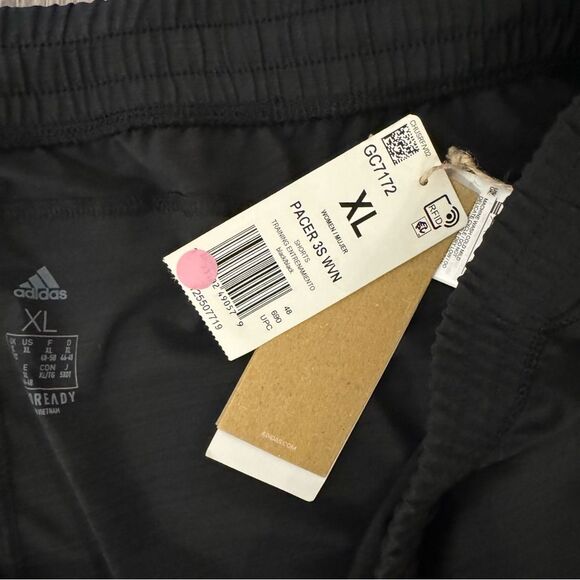 Adidas pacer 3 stripe shorts- NWT Size XL - Picture 2 of 6